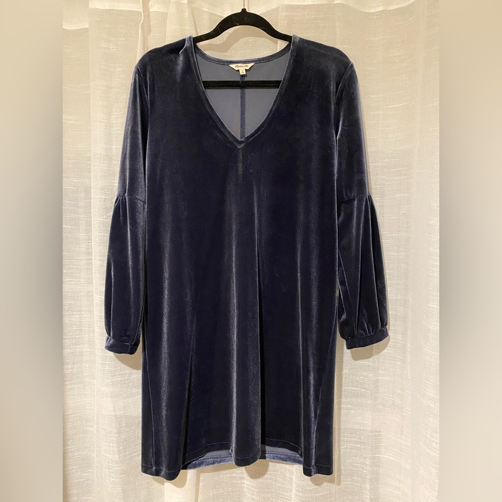 Madewell long sleeve medium velvet blue dress size